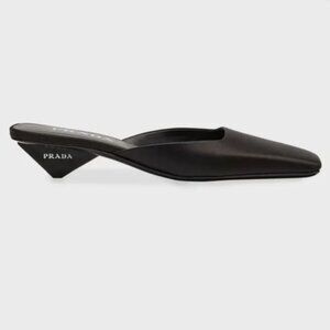 NWOB PRADA Modellerie Satin Mules Logo Kitten Heel Pumps Black $1120